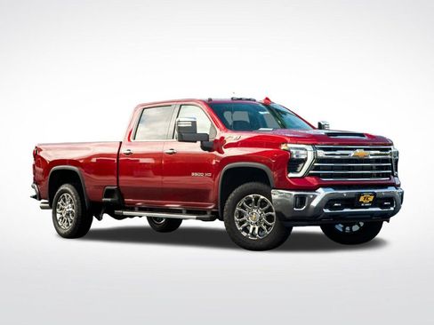 New 2026 Chevrolet Silverado 3500 LTZ w/ LTZ Premium Package AWD/4WD image 3