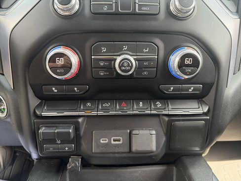 Used 2020 GMC Sierra 1500 Elevation image 56