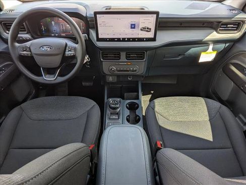New 2025 Ford Maverick XL FWD image 17