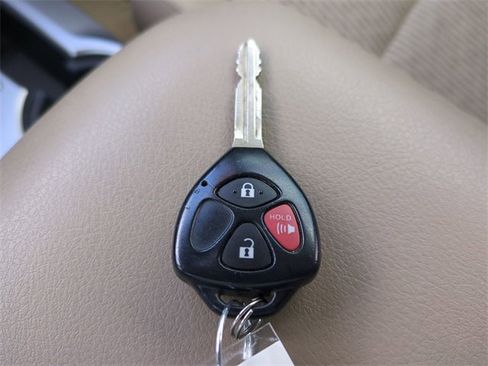 Used 2017 Toyota 4Runner SR5 image 35