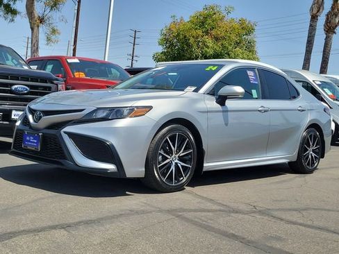Used 2024 Toyota Camry SE FWD image 24
