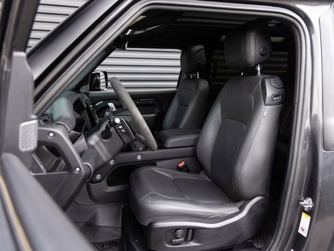 Used 2024 Land Rover Defender 90 Carpathian Edition AWD/4WD image 22
