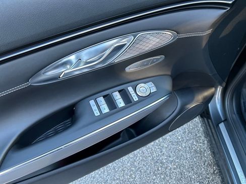 Used 2024 Genesis GV70 2.5T w/ Advanced Package image 15