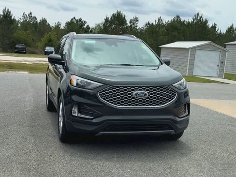 Used 2023 Ford Edge SEL w/ Convenience Package AWD/4WD image 3