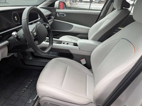 Used 2023 Hyundai Ioniq 6 SEL image 10