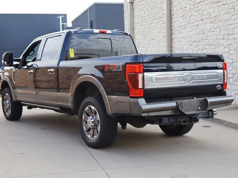Used 2022 Ford F250 King Ranch w/ King Ranch Ultimate Package AWD/4WD image 3