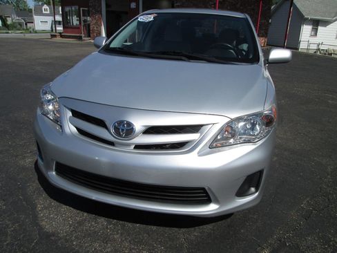 Used 2011 Toyota Corolla LE FWD image 8