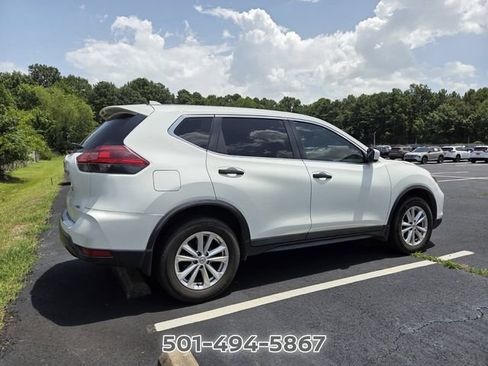 Used 2018 Nissan Rogue S AWD/4WD image 5