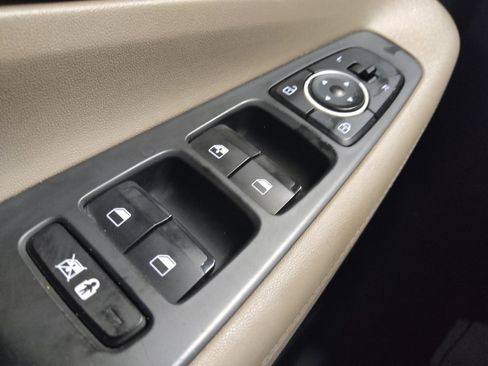 Used 2019 Hyundai Santa Fe SE AWD/4WD image 27