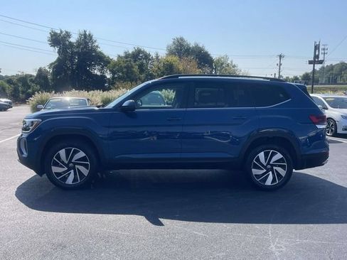 Certified 2026 Volkswagen Atlas SE FWD image 4