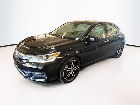Used 2017 Honda Accord EX-L image 3