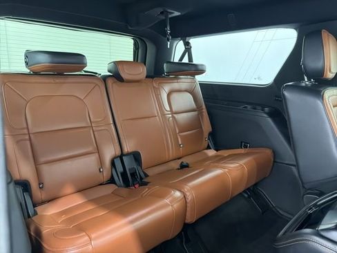 Used 2019 Lincoln Navigator L Reserve AWD/4WD image 26