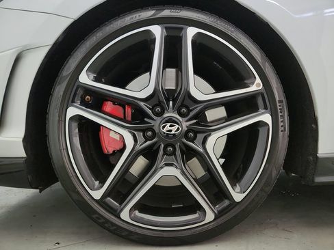 Used 2019 Hyundai Veloster N N w/ Performance Package FWD image 31