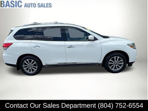 Used 2014 Nissan Pathfinder SL w/ SL Tech Package image 5