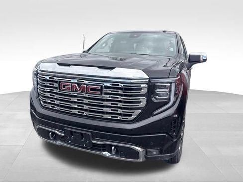 Used 2026 GMC Sierra 1500 Denali AWD/4WD image 2