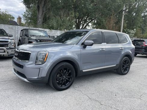 Certified 2022 Kia Telluride LX AWD/4WD image 9