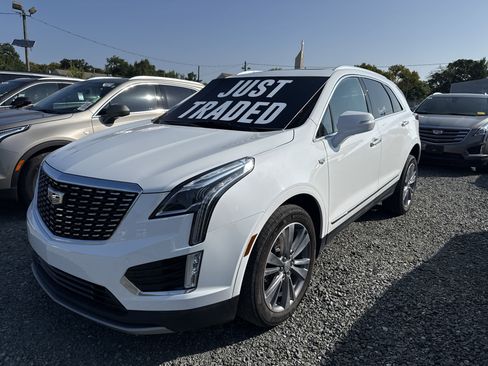 Used 2024 Cadillac XT5 Premium Luxury image 4