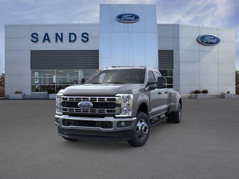 New 2026 Ford F350 XLT image 2