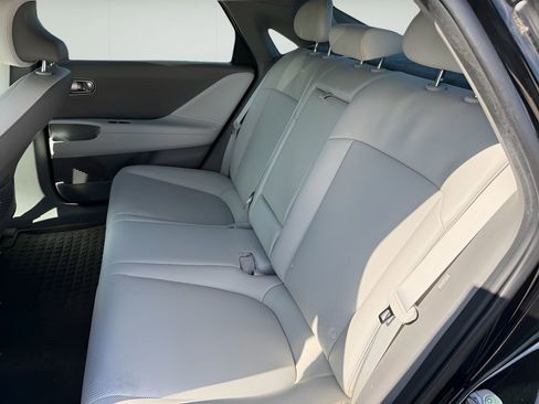 Used 2024 Hyundai Ioniq 6 SEL image 7