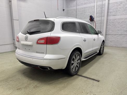 Used 2016 Buick Enclave Premium image 3