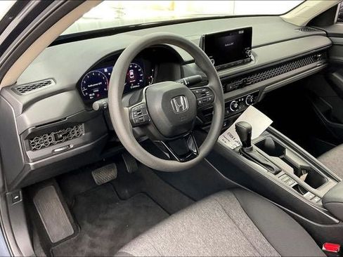 Certified 2025 Honda Accord LX image 16