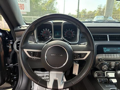 Used 2011 Chevrolet Camaro LT image 16