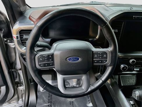 Used 2023 Ford F150 Lariat image 11