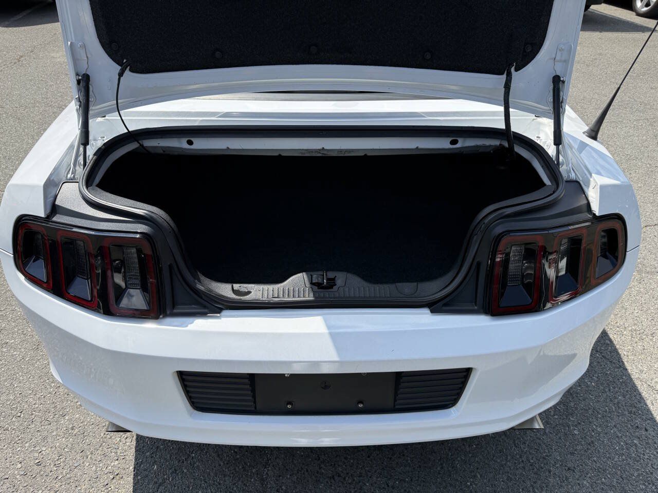 Used 2014 Ford Mustang Premium RWD image 13