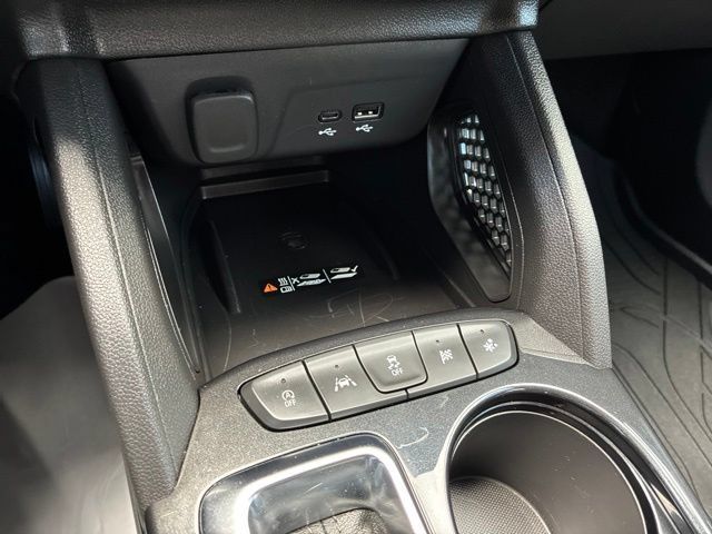 Certified 2025 Chevrolet TrailBlazer LT w/ Convenience Package FWD image 27