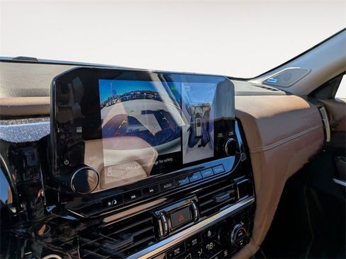 Certified 2023 Nissan Pathfinder Platinum w/ Cargo Package image 21