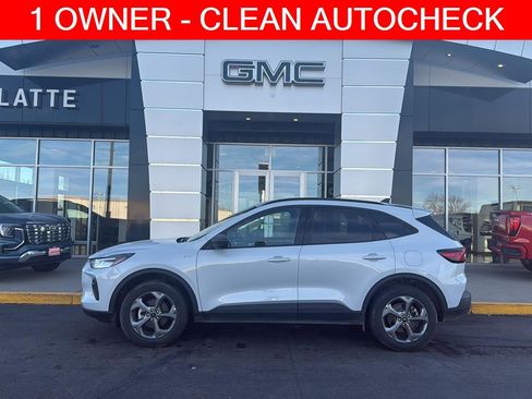 Used 2025 Ford Escape ST-Line AWD/4WD image 1