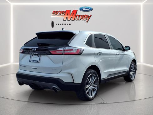 Used 2023 Ford Edge Titanium w/ Class II Trailer Tow Package AWD/4WD image 4