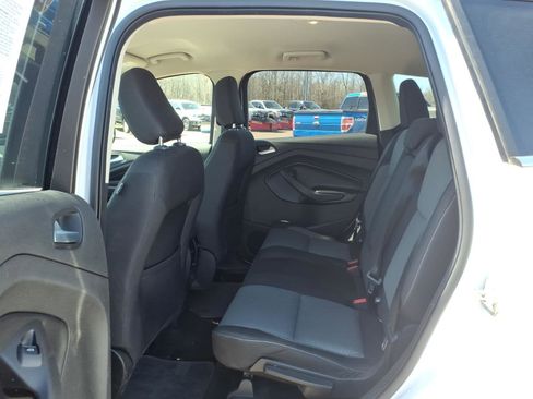 Used 2018 Ford Escape SE image 11