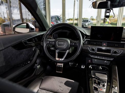 Used 2022 Audi S4 Premium Plus w/ Premium Plus Package image 31