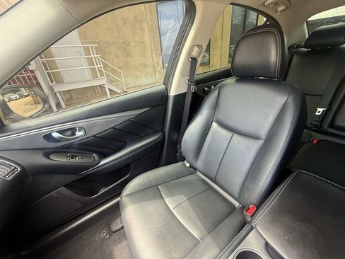 Used 2016 INFINITI Q50 Premium w/ 2.0T Premium Plus Package RWD image 14