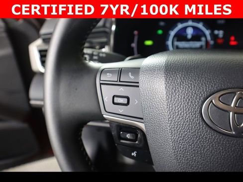 Used 2025 Toyota Camry SE FWD image 24