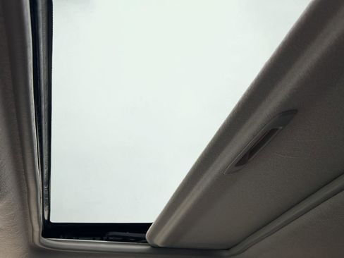 Used 2017 Nissan Frontier PRO-4X w/ Pro-4x Luxury Package image 23