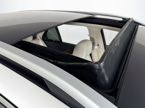 New 2026 Mercedes-Benz GLE 450e 4MATIC image 21