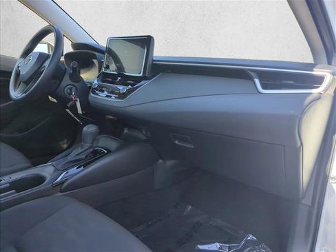 Certified 2025 Toyota Corolla LE image 25