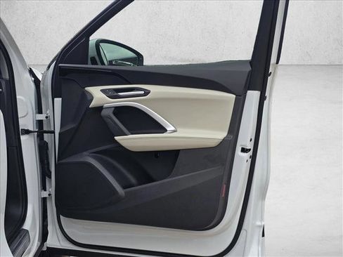 New 2025 Audi Q5 Premium image 11