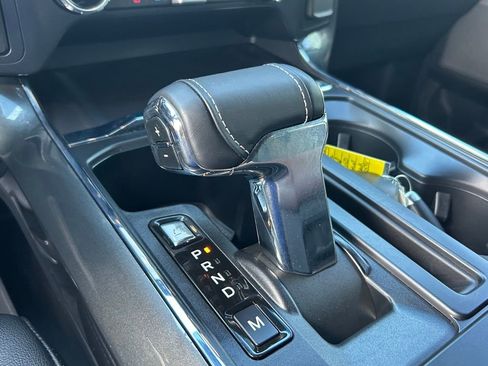 Used 2022 Ford F150 Lariat AWD/4WD image 14