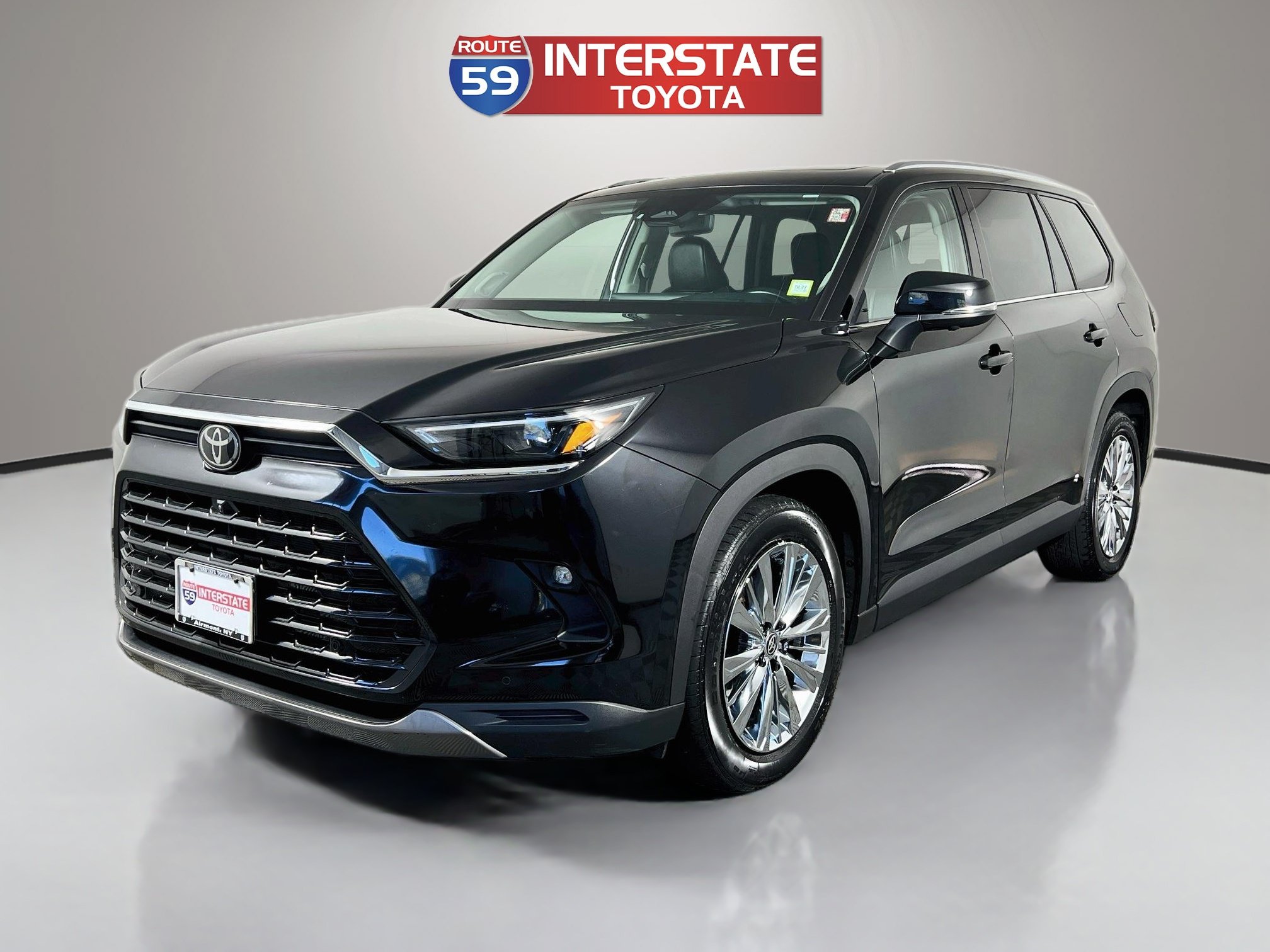 Certified 2025 Toyota Grand Highlander AWD image 3