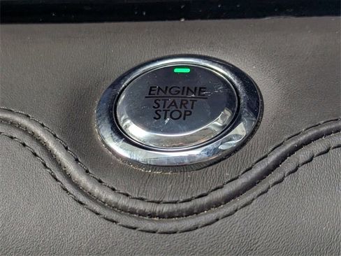 Used 2020 Lincoln Navigator Black Label w/ Cargo Convenience Package image 26