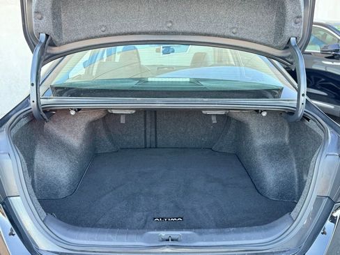 Used 2020 Nissan Altima 2.0 SR image 28