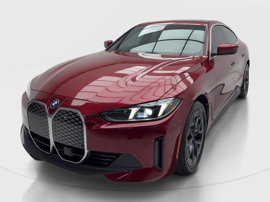 Used 2025 BMW i4 eDrive40 w/ Driving Assistance Package RWD image 4