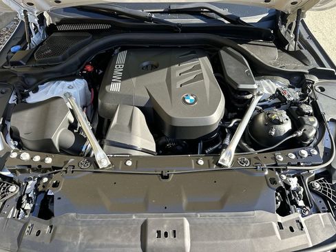 Used 2026 BMW 530i xDrive AWD/4WD image 27