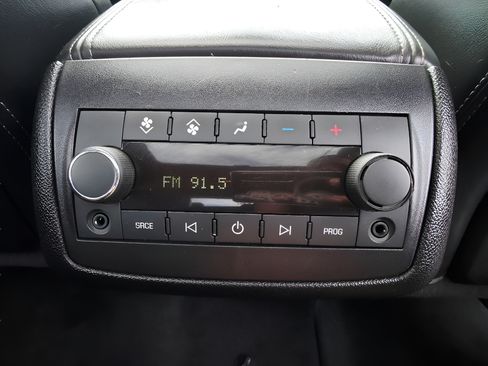 Used 2013 GMC Acadia Denali AWD/4WD image 20