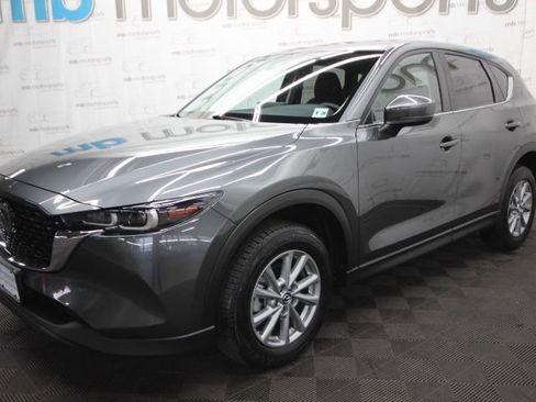 Used 2023 MAZDA CX-5 AWD 2.5 S w/ Select Package image 2