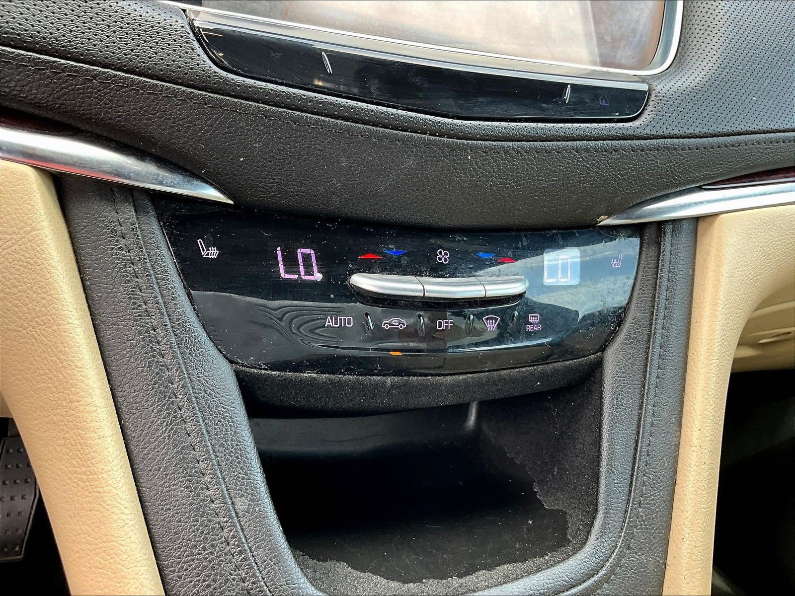 Used 2018 Cadillac XT5 Luxury FWD image 15