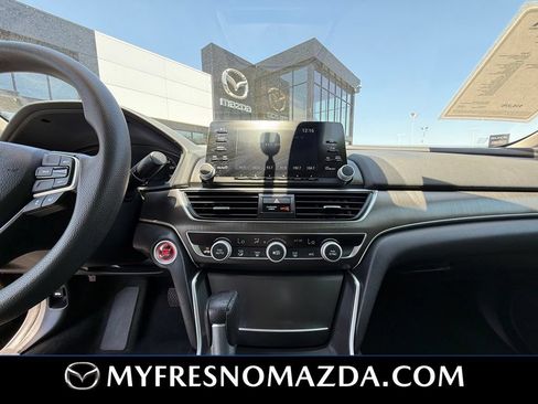 Used 2018 Honda Accord LX image 24